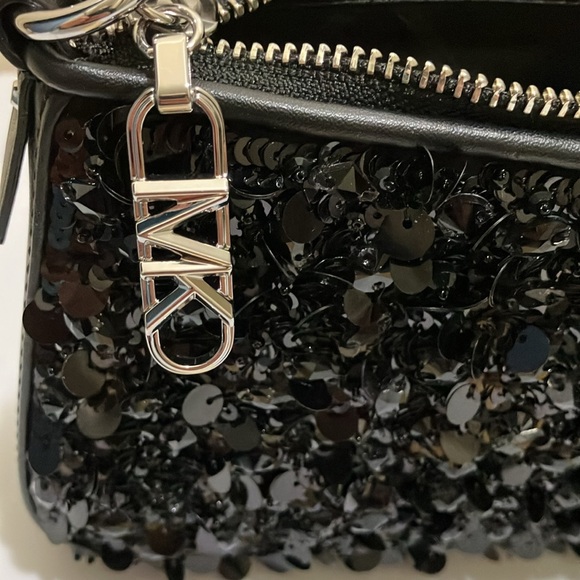 Michael Kors Empire MD chain pouchette Black sequined bag - Picture 7 of 11
